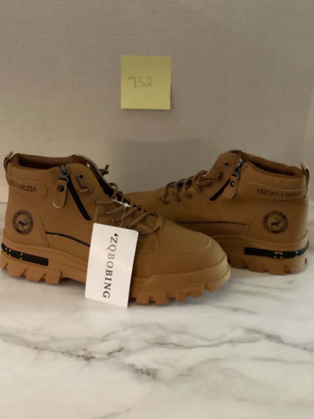 SHEIN Tan Chunky Lace-Up Men’s Combat Boots 2 sizes available
